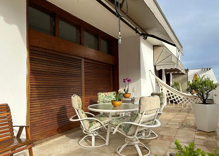 Apartmento com 2 dormitórios